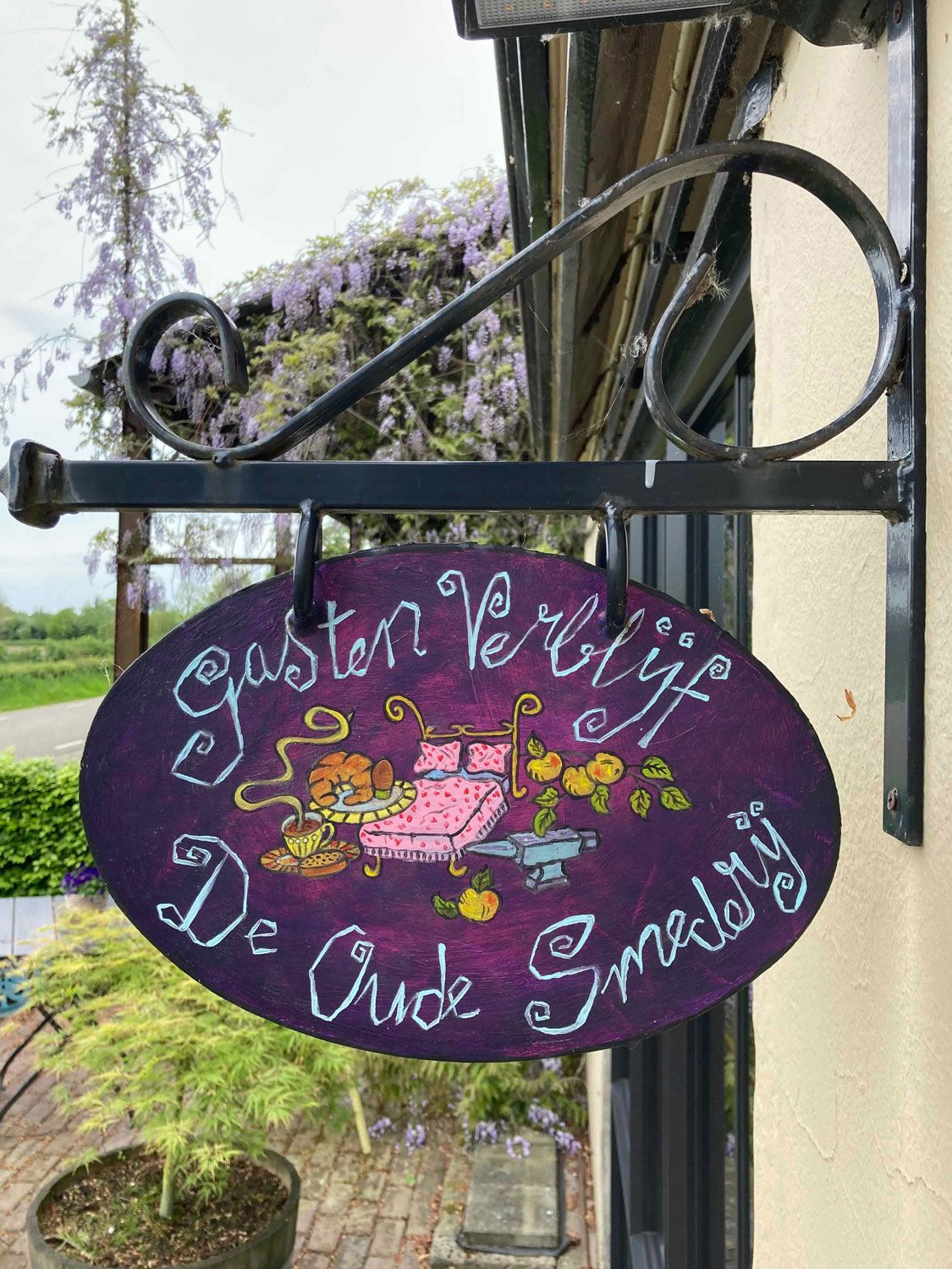 De Oude Smederij B&B in Welsum met ons logo